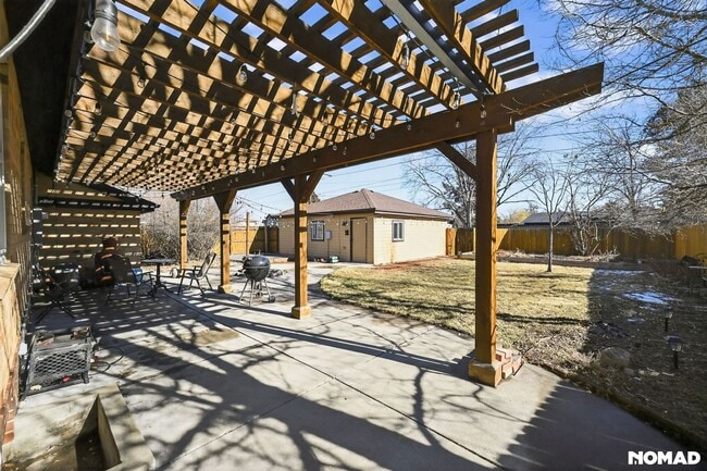 2650 Cook St in Denver, CO - Building Photo - Building Photo