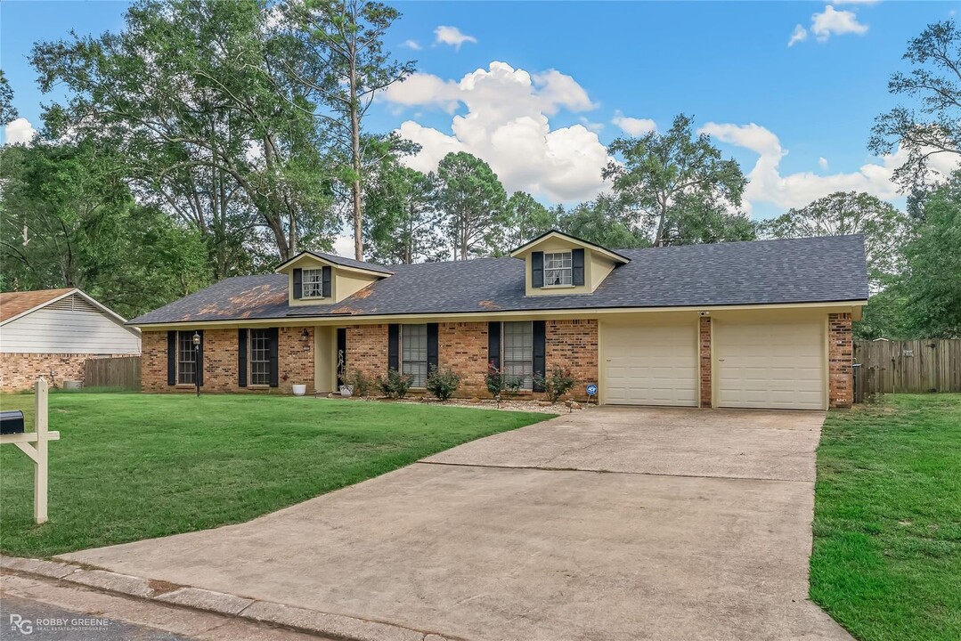 1105 Gooseberry Hill in Shreveport, LA - Building Photo