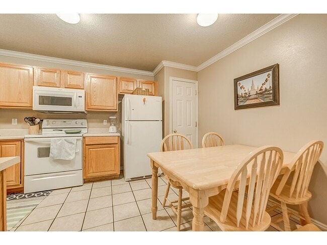 543 N University Ave, Unit 208 in Provo, UT - Foto de edificio - Building Photo