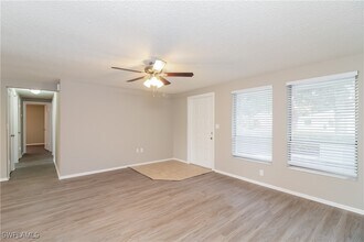 1316 Whispering Ln in Venice, FL - Building Photo - Building Photo