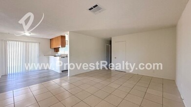 12982 Mohawk Rd in Apple Valley, CA - Building Photo - Building Photo