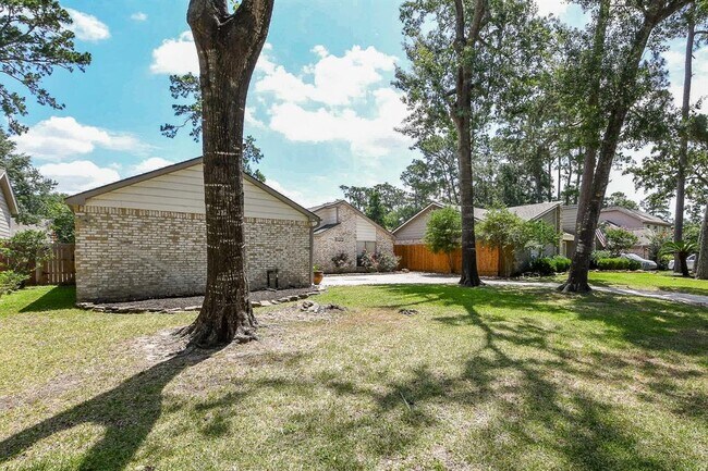 19522 Dianeshire Dr in Spring, TX - Building Photo - Building Photo