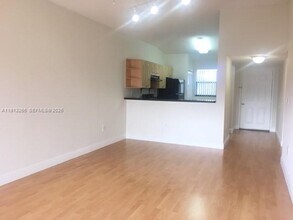 9925 Nob Hill Pl in Sunrise, FL - Building Photo - Building Photo