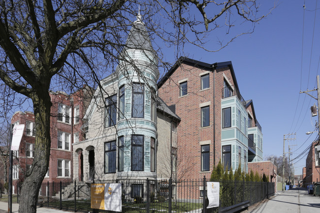 1418 W Addison St in Chicago, IL - Building Photo - Building Photo