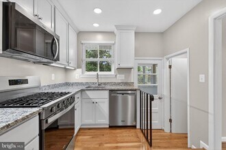 4625 Strathblane Pl in Alexandria, VA - Building Photo - Building Photo