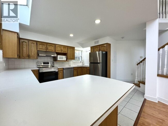 1921 Harrison Dr in Vancouver, BC - Building Photo - Building Photo