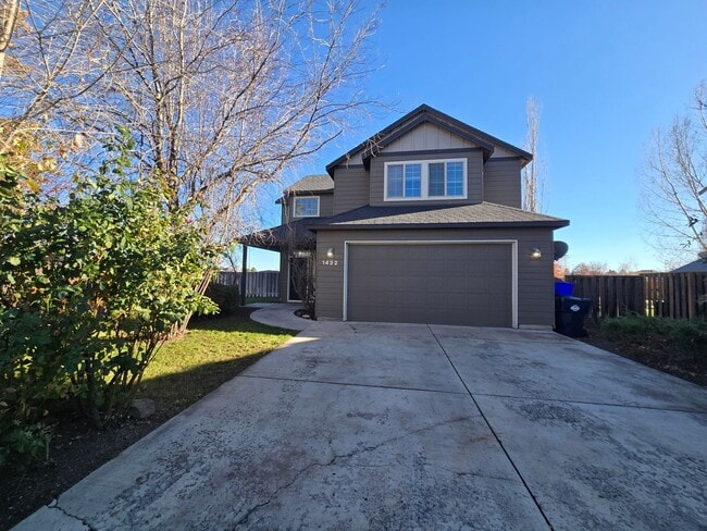 property at 1422 NW Teak Ct