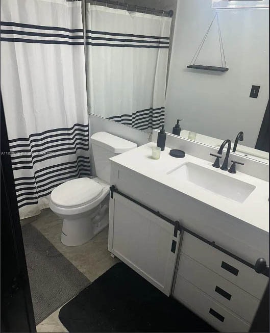 1701 NE 191st St, Unit 116 in Miami, FL - Foto de edificio - Building Photo