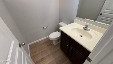 3805 E Santa Fe Ln in Gilbert, AZ - Building Photo - Building Photo