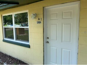 5904 Kingsview Ln in Riverview, FL - Building Photo - Building Photo