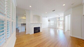 283 Holland Dr in St. Augustine, FL - Building Photo