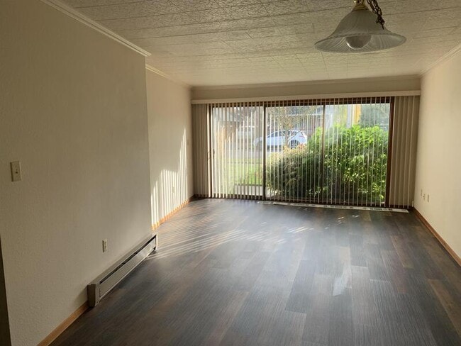 1414 Liberty St in Lynden, WA - Building Photo - Building Photo