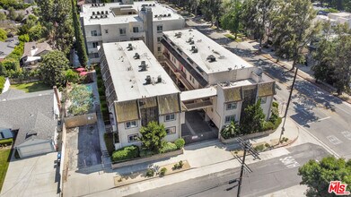 4660 Coldwater Canyon Ave in Los Angeles, CA - Building Photo - Building Photo