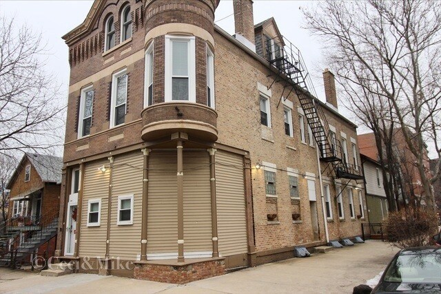 1259 W Fry St, Unit 2S in Chicago, IL - Foto de edificio