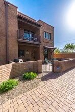 4128 N Thurston Ln in Tucson, AZ - Building Photo - Building Photo