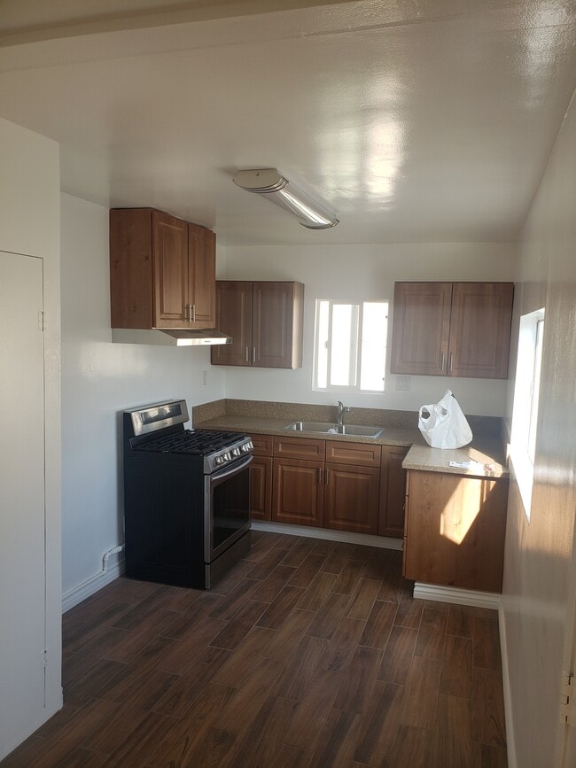 731 E Providencia Ave, Unit A in Burbank, CA - Building Photo - Building Photo
