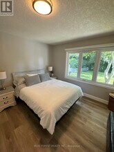 15 Southland Dr in London, ON - Building Photo - Building Photo