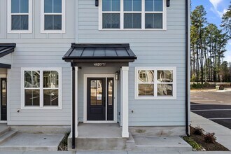 4820 Gossamer Ln in Raleigh, NC - Building Photo - Building Photo