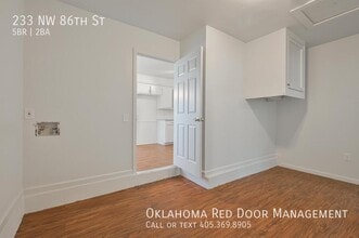 233 NW 86th St in Oklahoma City, OK - Building Photo - Building Photo