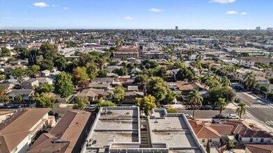 3425 E 15th St in Long Beach, CA - Building Photo - Building Photo