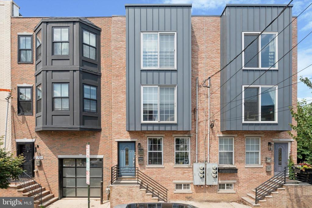 1707 Carpenter St in Philadelphia, PA - Building Photo