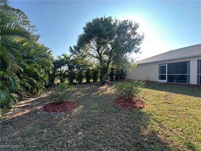 4013 NE 10th Pl in Cape Coral, FL - Building Photo - Building Photo