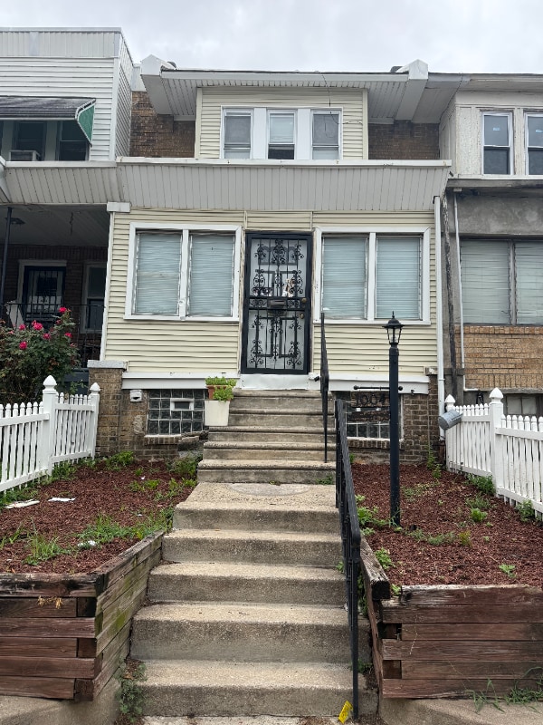 property at 1004 N 46th St