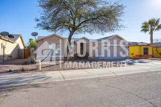 1359 E Cactus Bloom Way in Casa Grande, AZ - Building Photo - Building Photo