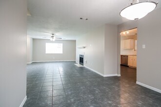 28710 Sedgefield St in Spring, TX - Building Photo - Building Photo