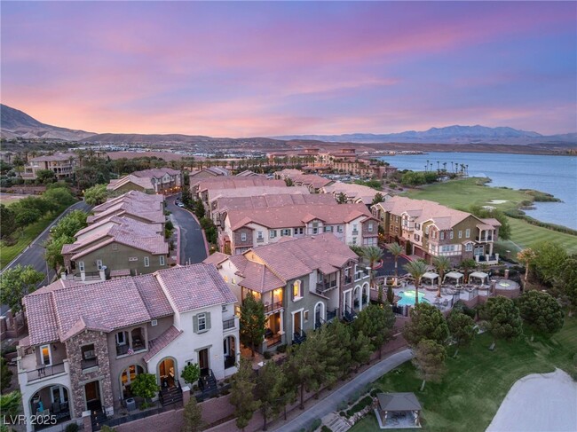property at 7 Via VIta Bella