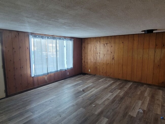 717 Grant Ave SE in Bemidji, MN - Building Photo - Building Photo