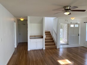 982042-2042 Ka?ahumanu St in Pearl City, HI - Building Photo - Building Photo