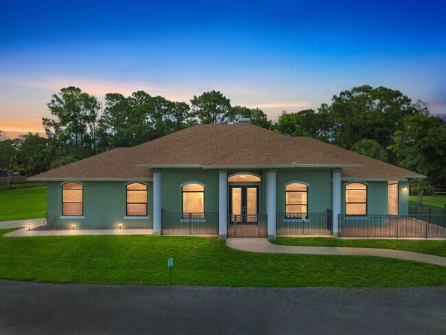 property at 6651 Seminole Pratt Whitney Rd
