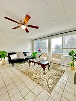 33 Pickman Rd in Salem, MA - Building Photo