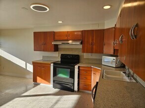 751 Hazel Ave N in Kent, WA - Building Photo - Building Photo