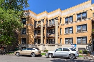 5237-5245 S. Kenwood Avenue in Chicago, IL - Building Photo - Building Photo