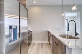 3516 John F. Kennedy Blvd in Jersey City, NJ - Foto de edificio - Building Photo