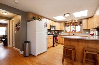 253 Fairfax Dr in Warwick, RI - Building Photo - Building Photo