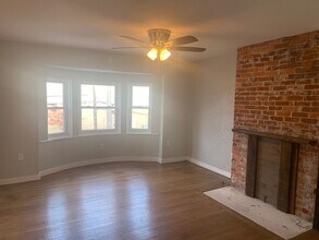 5212 Coral St in Pittsburgh, PA - Building Photo - Building Photo