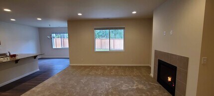 4376 Andasio Loop SE in Port Orchard, WA - Building Photo - Building Photo