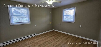 130 W Howard St in Galveston, IN - Building Photo - Building Photo