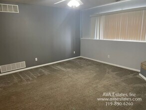 719 E Laporte Dr in Pueblo West, CO - Building Photo - Building Photo