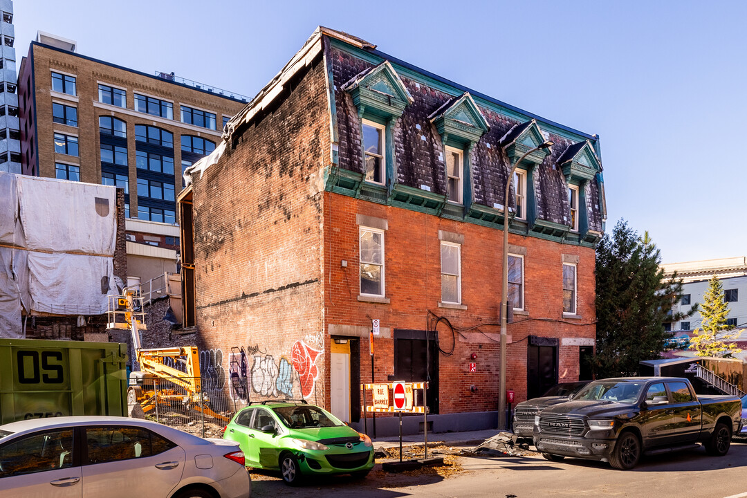 1612 Saint-Dominique Rue in Montréal, QC - Building Photo