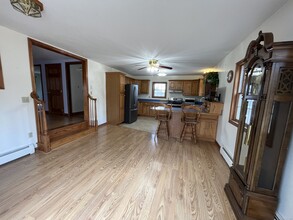 74 Hungry Hill Rd in Sterling, CT - Building Photo - Building Photo