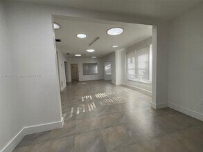 97 NW 27th St in Miami, FL - Building Photo - Building Photo