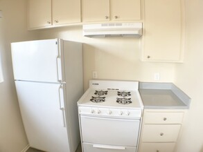 12602 Venice Blvd. in Los Angeles, CA - Building Photo - Building Photo