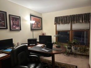 8 Colonial Ct in High Bridge, NJ - Building Photo - Building Photo