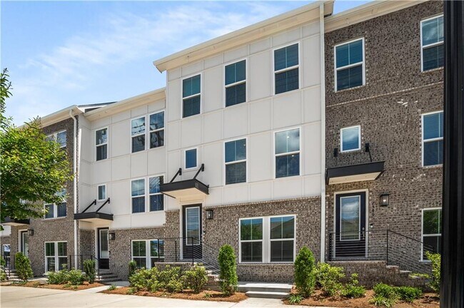 2567 Astaire Ct NW in Atlanta, GA - Building Photo - Building Photo
