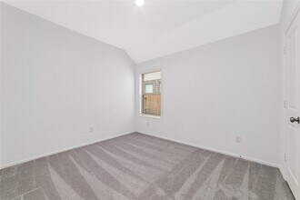 5315 Sleepy Fox Ln in Richmond, TX - Building Photo - Building Photo