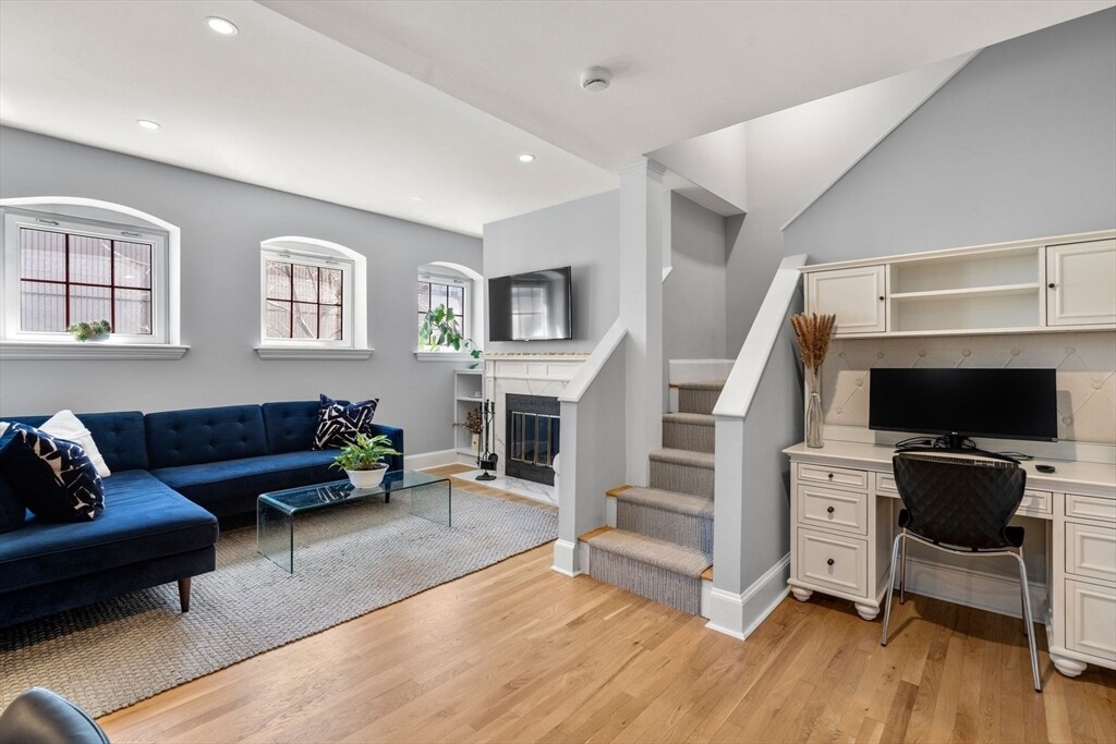 120 Norway St, Unit 12 in Boston, MA - Building Photo